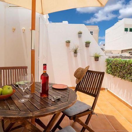 Sabbia Suites Ginesa Arrecife  Exteriör bild