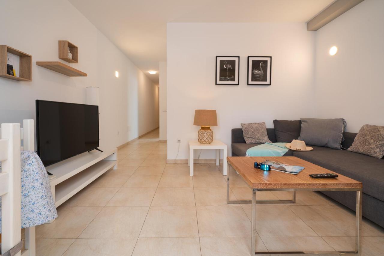 Sabbia Suites Ginesa Arrecife  Exteriör bild