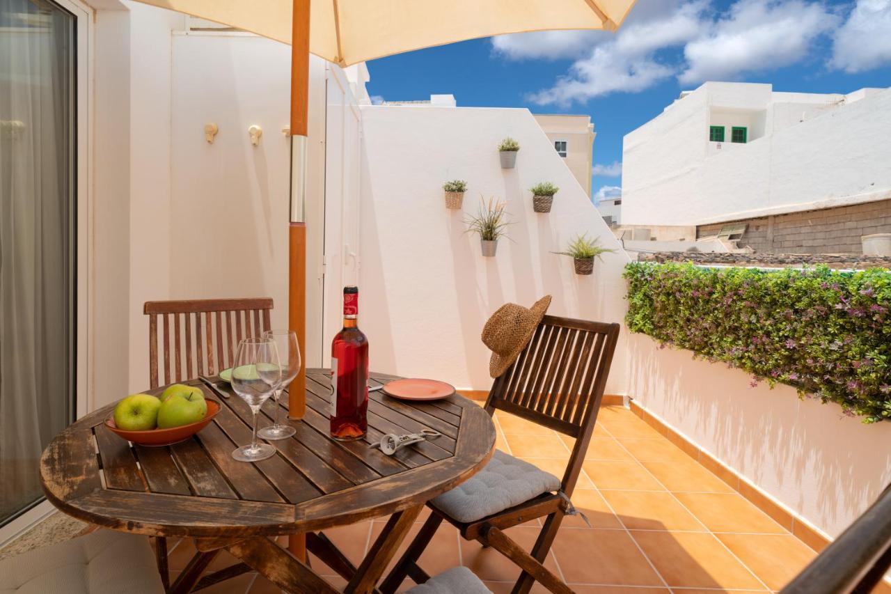 Sabbia Suites Ginesa Arrecife  Exteriör bild